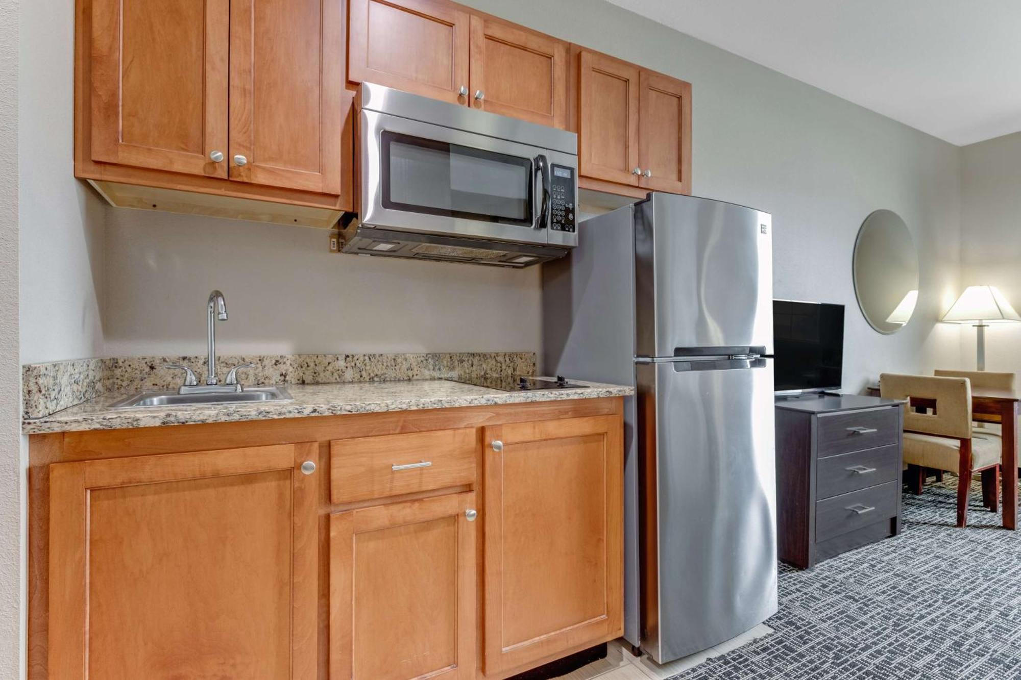 Surestay Plus Hotel By Best Western Owasso Tulsa North Exteriör bild