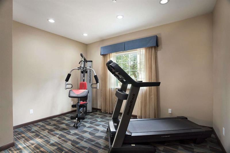 Surestay Plus Hotel By Best Western Owasso Tulsa North Exteriör bild